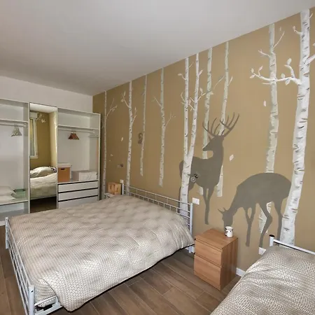 Fossato Apartment *